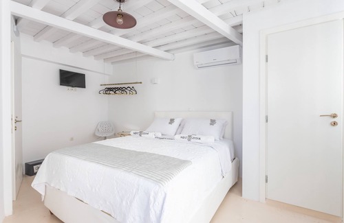 Little Venice House | Casta Diva Maisonette Panoramic View by i-Diva
