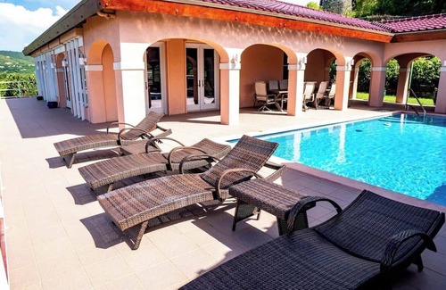 Testman House | Castaway Dreams Villa St Croix