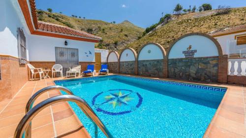Competa House | Castillo de la Hazalara Cómpeta by Ruralidays