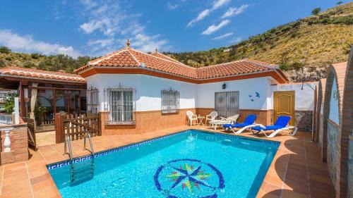 Competa House | Castillo de la Hazalara Cómpeta by Ruralidays