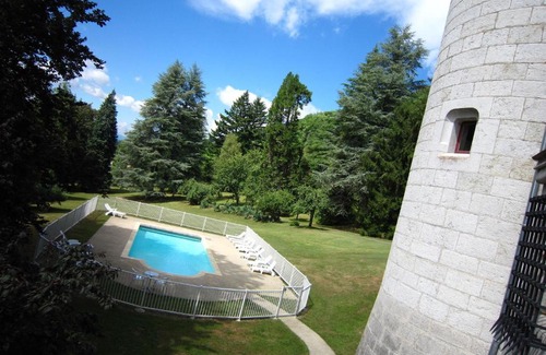 Serrieres-en-Chautagne House | Castle in Serri res en Chautagne with terrace