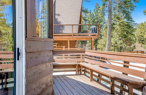 Boulder Bay Cabin | Castle Rock Cabin #1 ~ Comfortable cabin with modern amenities and deck - near hiking and lake