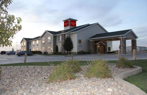 Quinter Hotel | Castle Rock Inn & Suites - Quinter