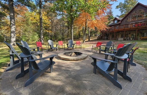Friendship Cabin | Castle Rock Lake,30 miles to Dells,Fireplace,Games