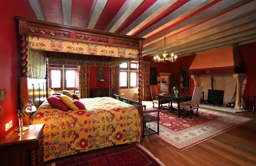 Soulignonne House | Castle: Royan (30 min), luxury, calm and pleasure, France Castle