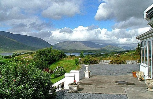 Cornamona House | Castlekirk Cottage - Two Bedroom House, Sleeps 4