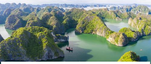 Cat Hai Boat Rental | Cat Ba Cruise