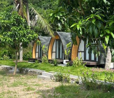 Cat Hai Cabin | Cat Ba island Beachfront - Titi Beach Pods