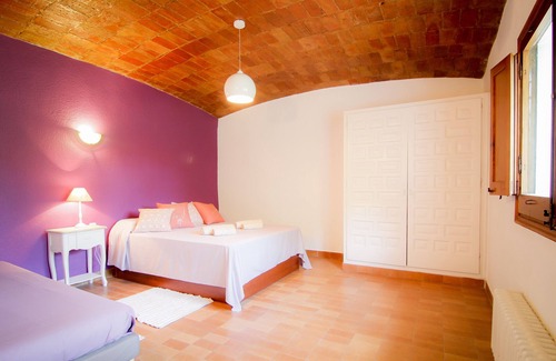 Bescano Cottage | Catalan farmhouse with pool and an incredible natural environment, for groups of 7 or 13