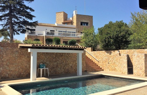 Garriguella Villa | Catalonia bay of Roses large house 35 km border 15 km sea