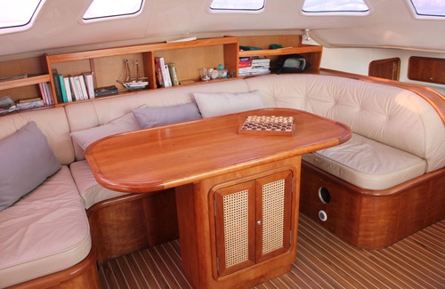 Naxos Boat Rental | Catamaran with skipper and hostess Cyclades