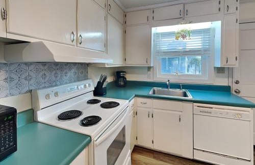 Topsail Beach House | Catch A Wave