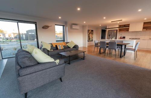 Lake Tekapo House | Catch n' Relax