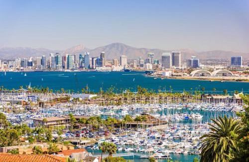 Roseville - Fleet Ridge House | Catch n' Relax on Nimitz- Minutes from the Harbor