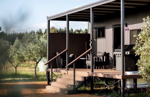 Myrup Cabin | Cate · Cate the Tiny Cabin in Esperance