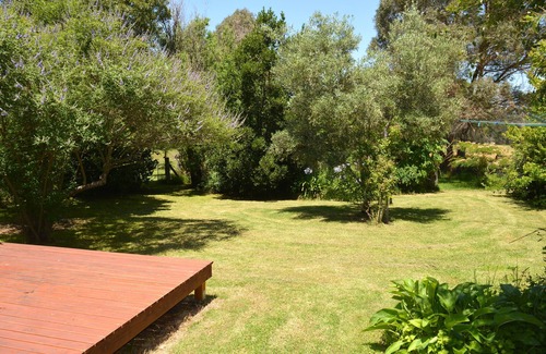 Kalaru House | Caterpillar Cottage - cosy and private at Kalaru