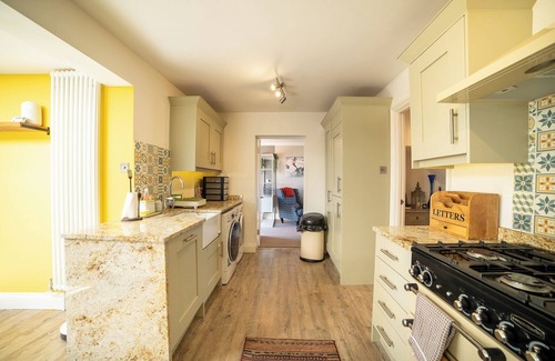 Worth Cottage | Caters for up to 8 guests in Worth village situated between Sandwich & Deal Kent