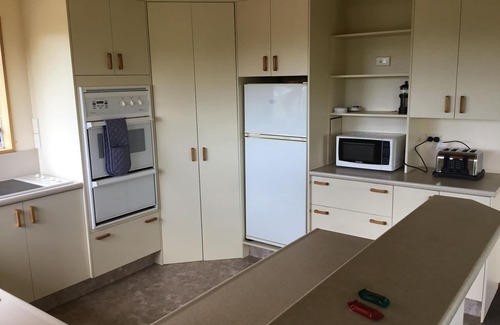 Owaka House | Catlins Aurora - The perfect getaway for couples, families or small groups