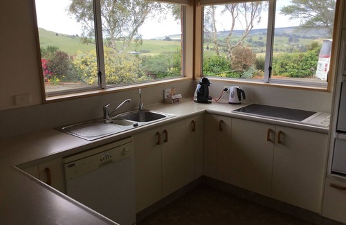 Owaka House | Catlins Aurora - The perfect getaway for couples, families or small groups