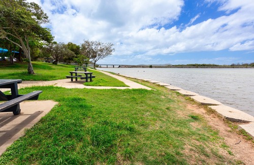 Causeway Lake House | Causeway's Pinnacle!