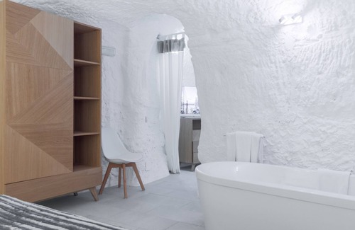Valtierra Cottage | Cave Suite for 2 people in Bardenas Reales