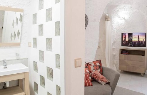 Valtierra Cottage | Cave Suite for 2 people in Bardenas Reales