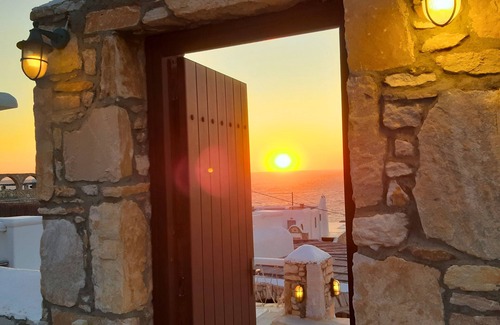 Kanalia Villa | Cavo Apollon Sunset Pool Villa w Deluxe Suite