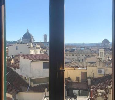 San Lorenzo Apartment | Cavour 83