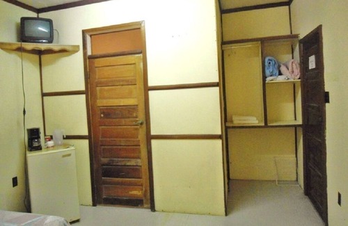 Caye Caulker Hotel | Caye Caulker Private Room 2