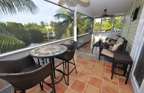 Breezeswept Beach Estates House | Cayman Cottage | 3 bed/2 bath boating home on Ramrod Key