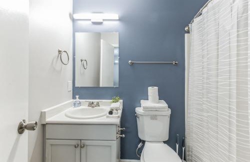 Westover Apartment | Cb 3516-206 Modern Fayetteville Charm