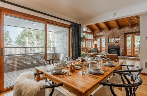 Mammoth Lakes House | Cedar and Snow