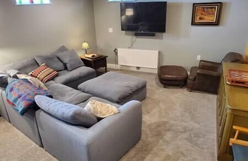Laurium House | Cedar Bay - Front Row