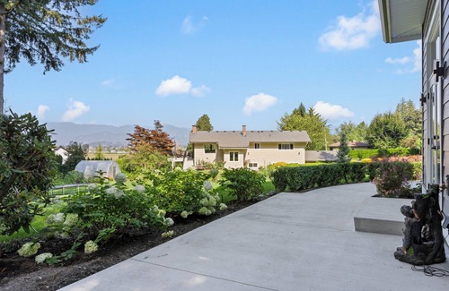 Eastern Hillsides Apartment | Cedar Breeze Guest Suite