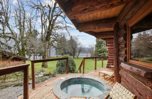 Stevenson Cabin | Cedar Cabin at Wilder and. Pine Riverside Cabins