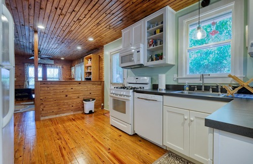 Cedar Key House | Cedar Cottage - Historic Charm in Cedar Key