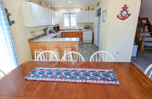 Deep Hole House | Cedar Cove - Waterfront home w/Fire pit!