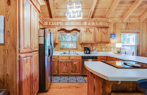 Dadeville House | Cedar Cove! Waterfront & Kayaks