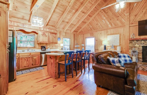Dadeville House | Cedar Cove! Waterfront & Kayaks