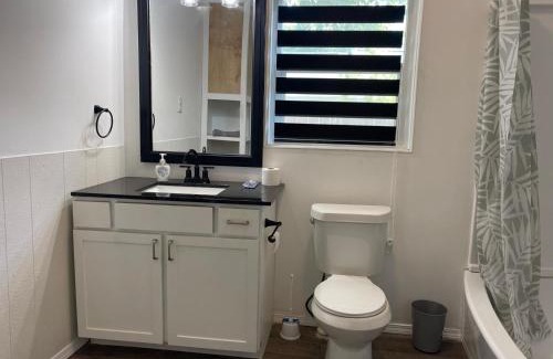 Cedar Hill House | Cedar Hill Good Vibe Home