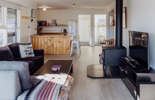 Bicheno Apartment | Cedar House Located in Bicheno