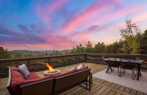 Evergreen Ski Chalet | Cedar Mountain Lodge W/Hot Tub, Views And Wildlife