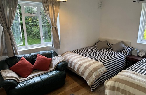 Barnhill Apartment | Cedar Wembley Park Serviced Apartments by Edens