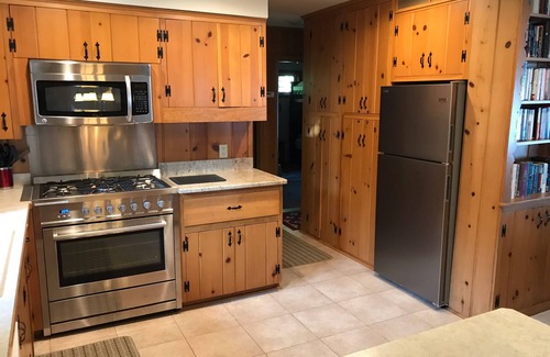 Jacksonport Cottage | 🌲CEDARSHORES-PRIME Sept.-Oct. FALL Color Dates Open-Book Now!