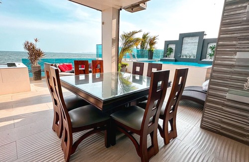 Puntarenas House | Celajes ON THE BEACH House w/Pool - Jacuzzi