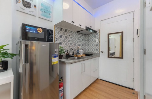 Lahug Apartment | Celestia by J&J (JY square | Near IT Park)
