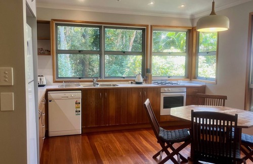 Rainbow Beach House | Celledon - Rainbow Shores. Privacy in Peaceful Surroundings