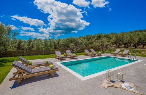 Fiolitis Villa | Celosia - 3 Bedroom Villa with Private Pool and Garden view