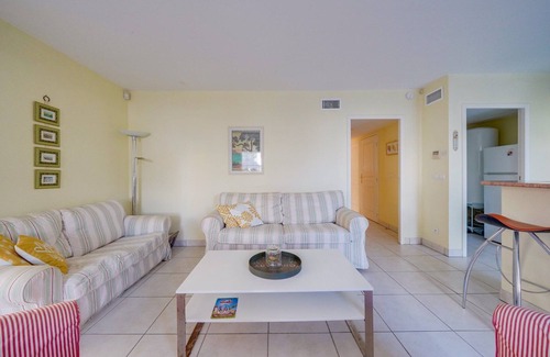 Cote Landaise Apartment | Center Arcachon : Terrace 100m², Parking, 5 Pers