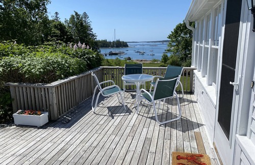 Brooklin House | CENTER HARBOR HOUSE-SLEEPS 6, SPACIOUS, BEAUTIFUL VIEW!